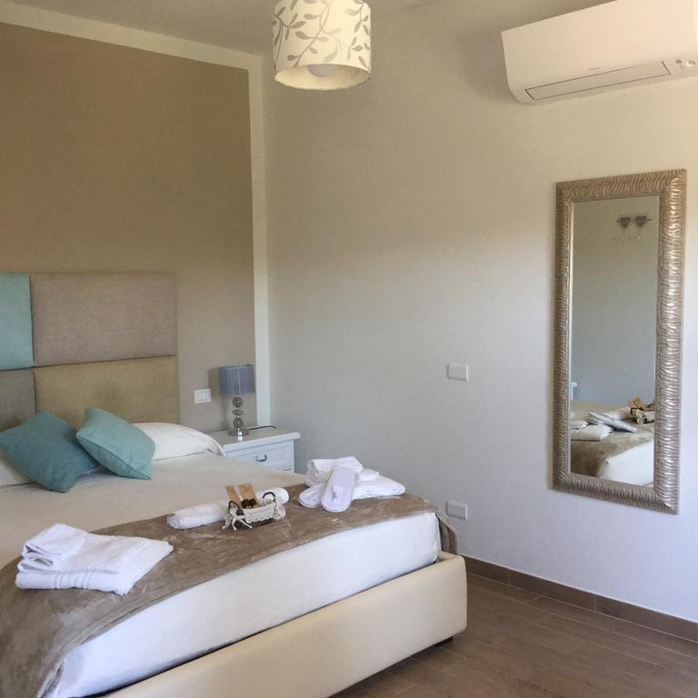 Bed and Breakfast Il Giardino Di Daniela Сан-Теодоро Экстерьер фото